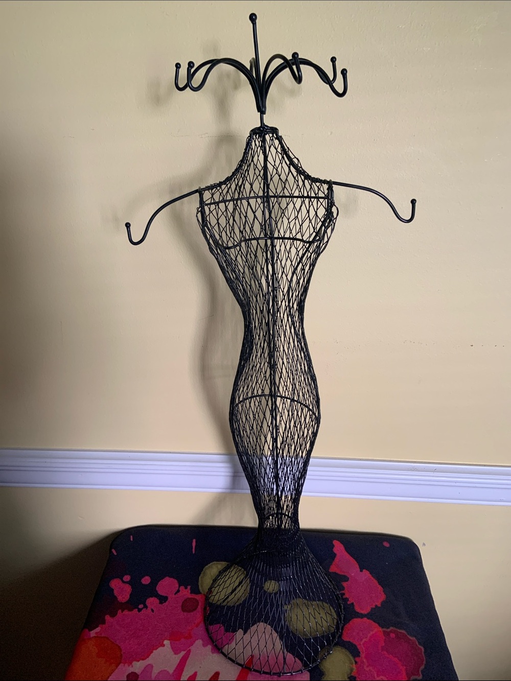 Vintage Female Wire Mesh Dress Form Mannequin Jewelry Stand Holder
